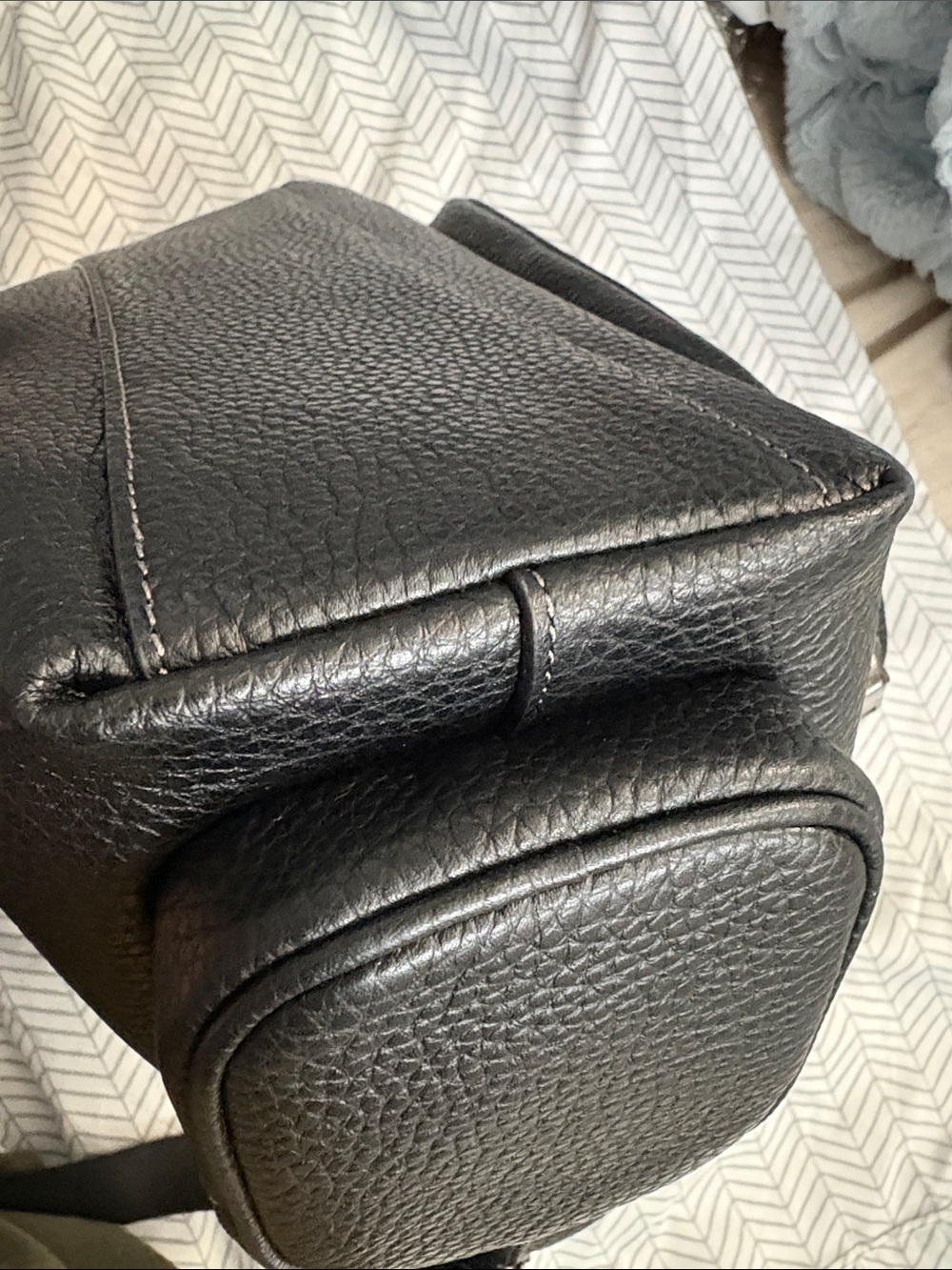 Coach Outlet Finn crossbody (men’s) - Picture 9 of 11